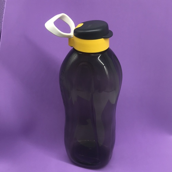 Tupperware   XL Eco Water Bottle with Handle 2L Black & Yellow - Picture 1 of 8
